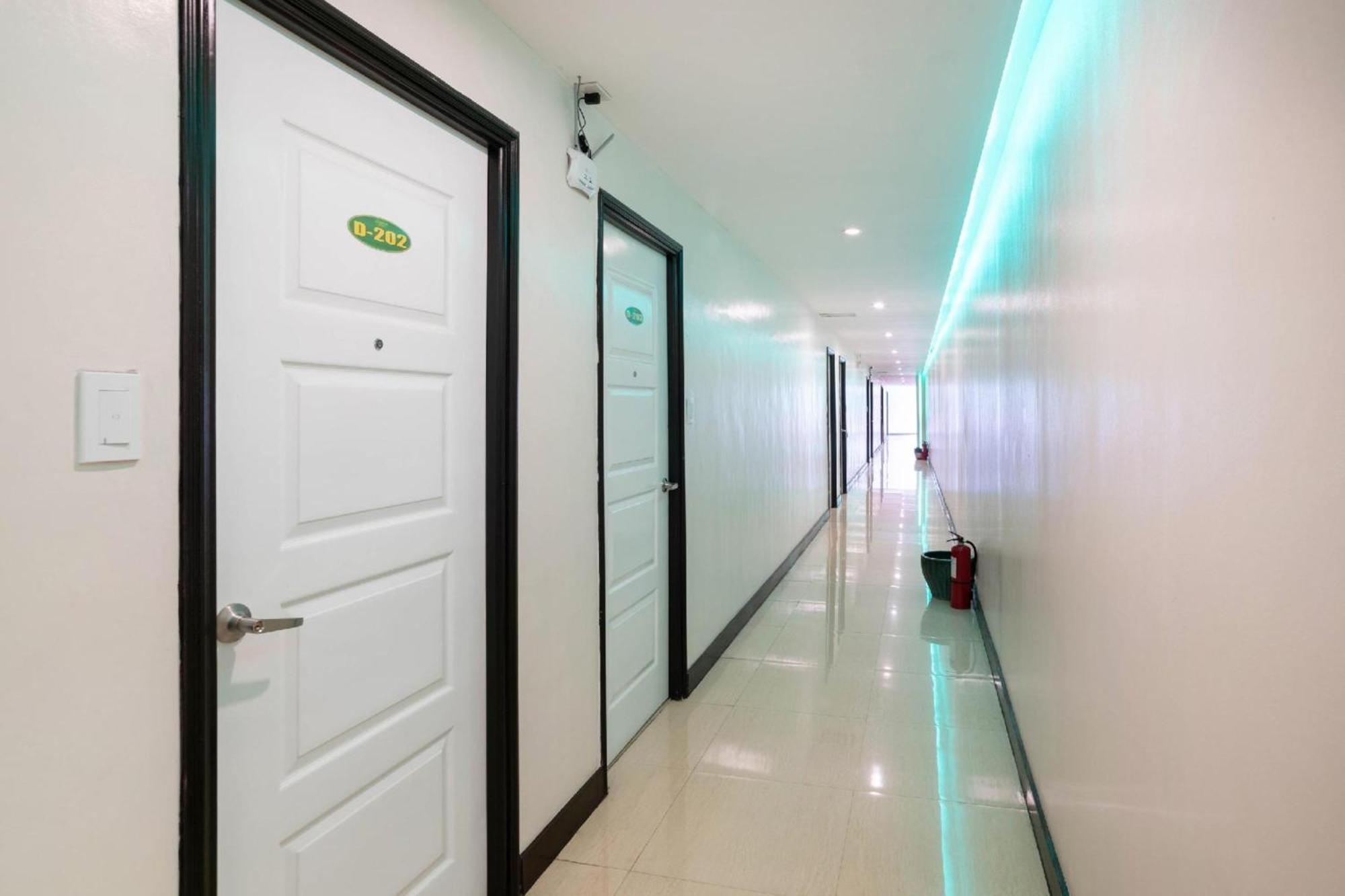 Oyo 195 Ranchotel - Binan Zewnętrze zdjęcie